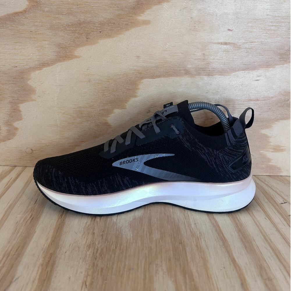 Brooks - Levitate 4 - Running Shoes - Black - Women's - 9.5(B) - 1203351B012 - Picture 4 of 9